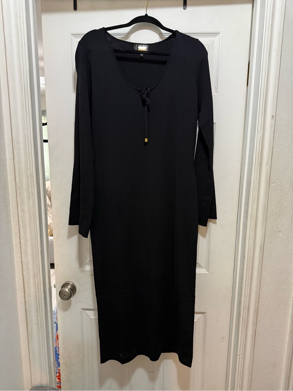 Alexia Admor Black Long Sleeve Maxi Dress with Tie Detail